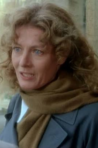 Julia [Vanessa Redgrave]